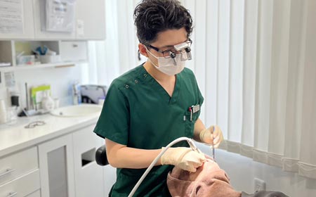 歯科医師　望月俊一郎