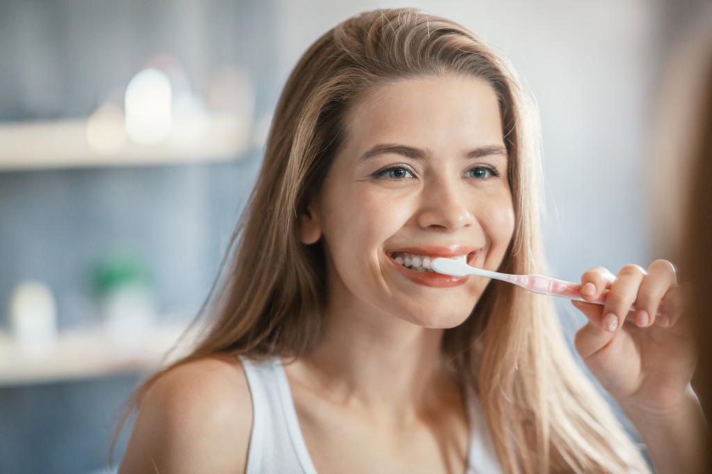三好歯科 自由が丘 歯磨きによる歯のクリーニング